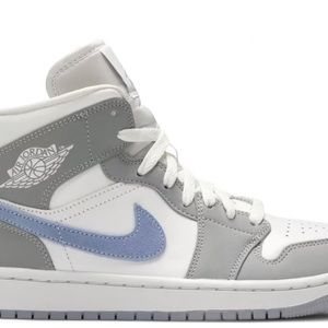 Air Jordan 1 Mid Wolf Grey (m8/w9.5)